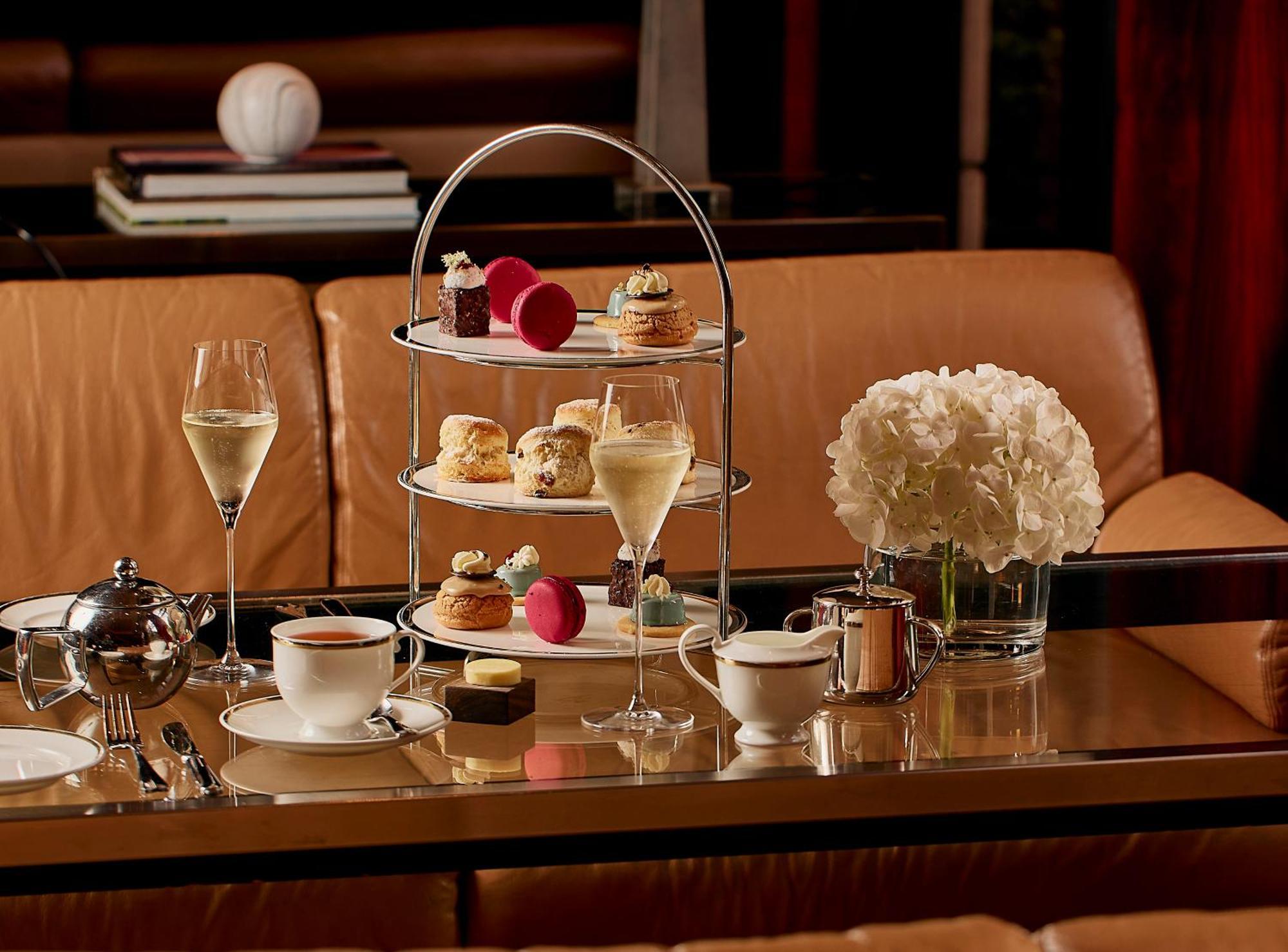 Park Hyatt Melbourne Hotell Exteriör bild Afternoon tea at the Mandarin Oriental, London